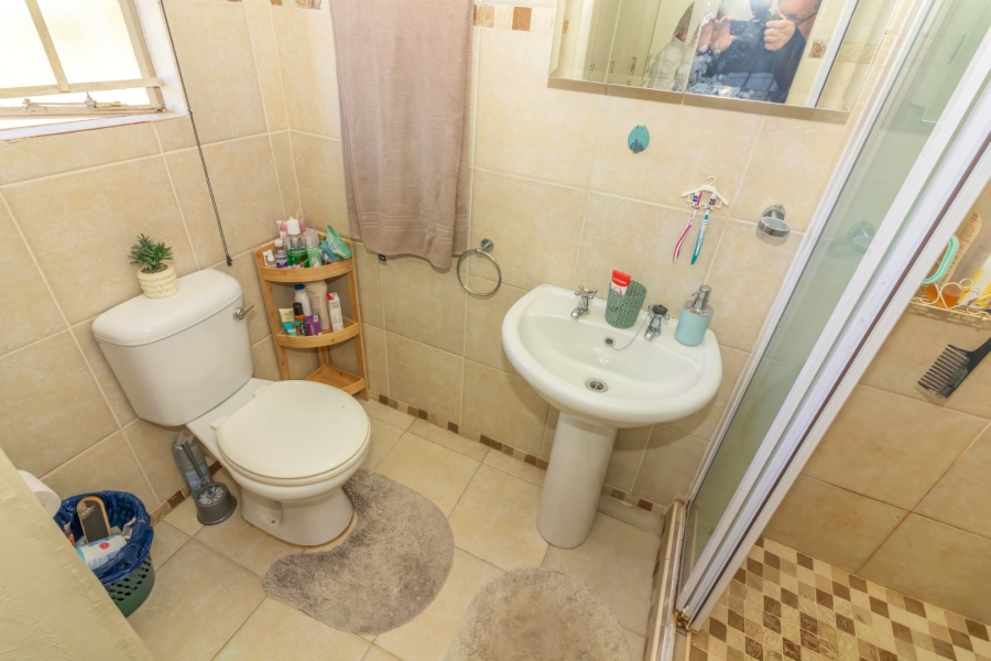4 Bedroom Property for Sale in Kroonstad Rural Free State